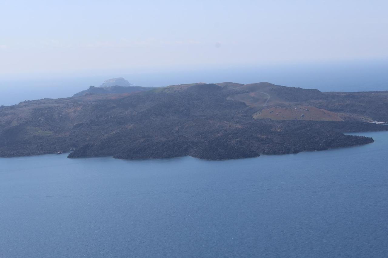 Guest house Neoklassiko Koukouli Fira (Santorini)