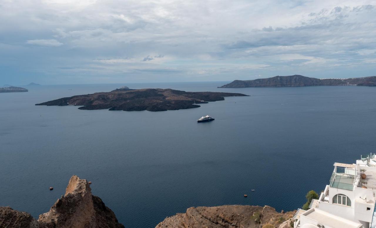 Neoklassiko Koukouli Fira (Santorini)