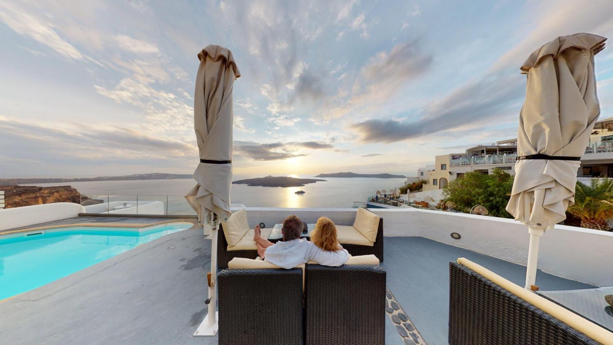 Guest house Neoklassiko Koukouli Fira (Santorini)
